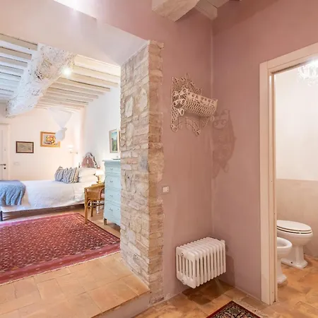 Countryhometuscany - Courtyard Holiday home Colle Val D'Elsa